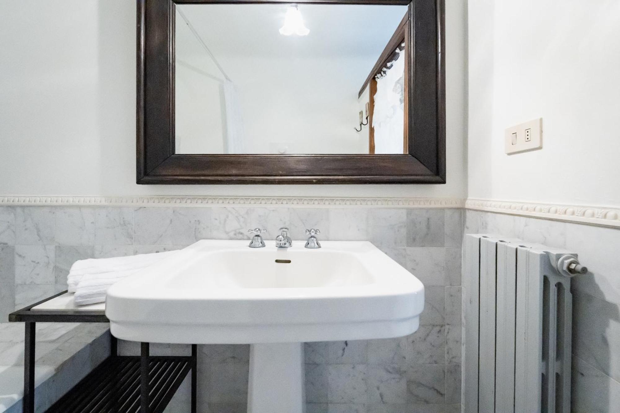 La Corte Di Emily Ap. 1 Lägenhet Milano Exteriör bild